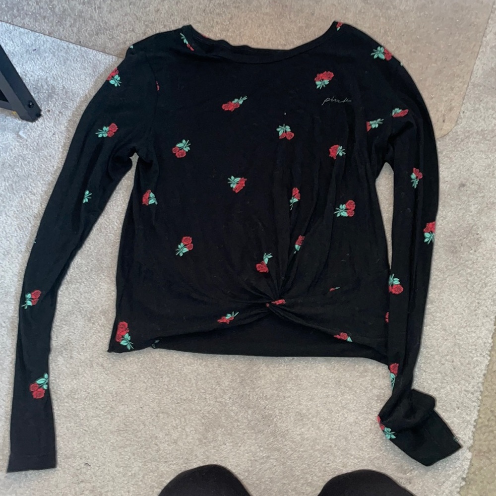 brand is pink. nice material, long sleeves!